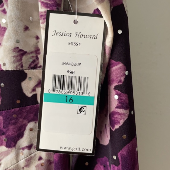 Dress - Picture 2 of 2